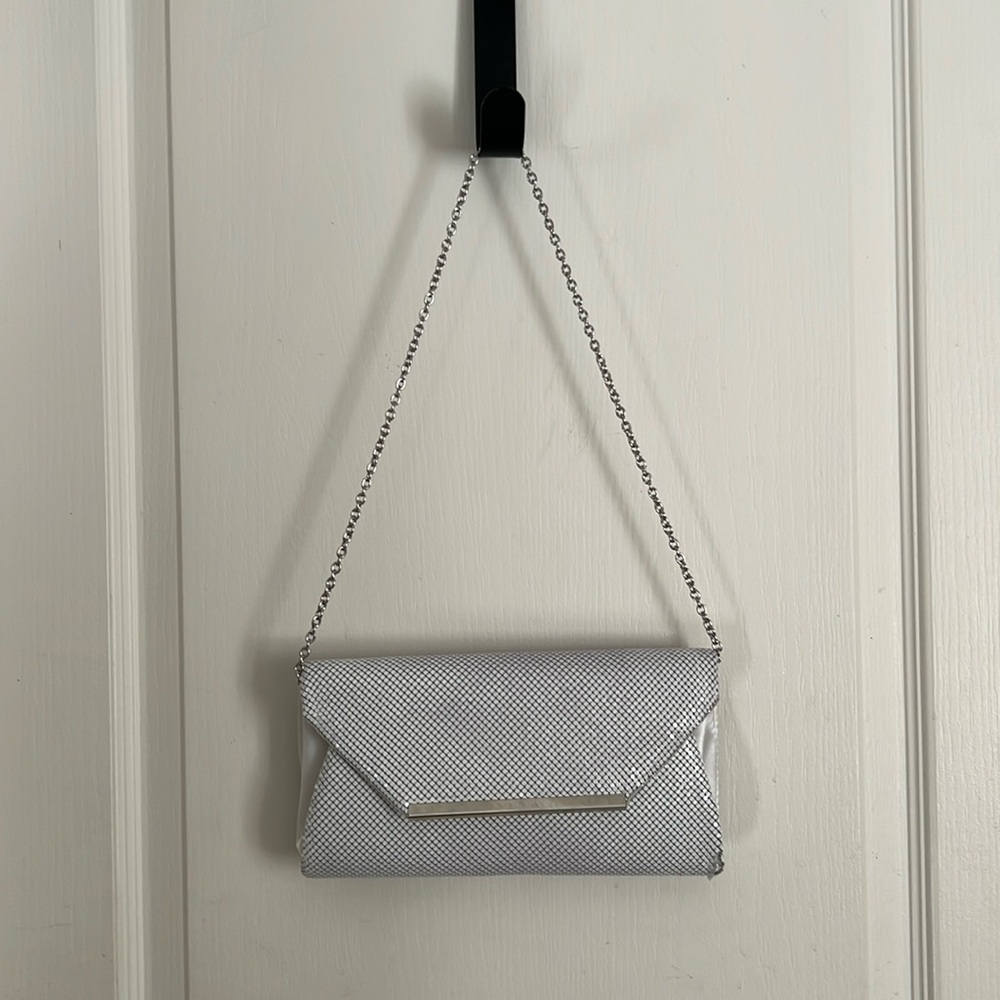 Jessica McClintock White/Silver Clutch/Crossbody